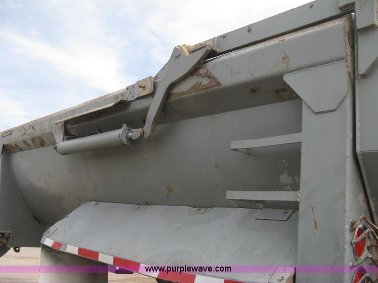 image for item B8114 2000 CPS 24' end dump barrel trailer