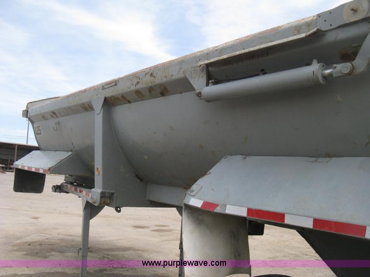 image for item B8114 2000 CPS 24' end dump barrel trailer
