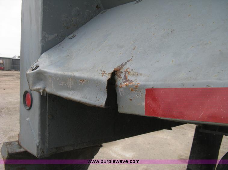 image for item B8114 2000 CPS 24' end dump barrel trailer