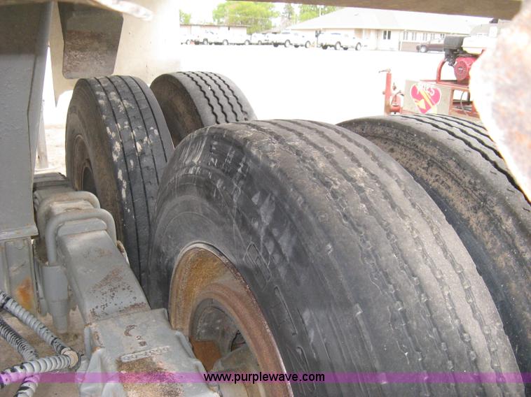 image for item B8114 2000 CPS 24' end dump barrel trailer