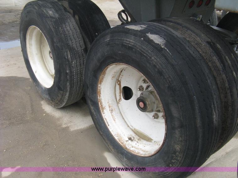 image for item B8114 2000 CPS 24' end dump barrel trailer