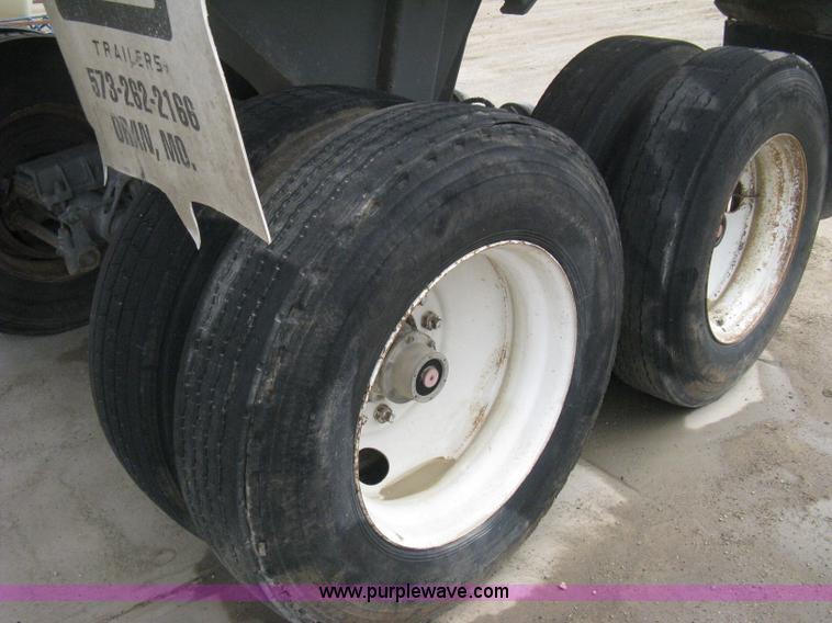 image for item B8114 2000 CPS 24' end dump barrel trailer