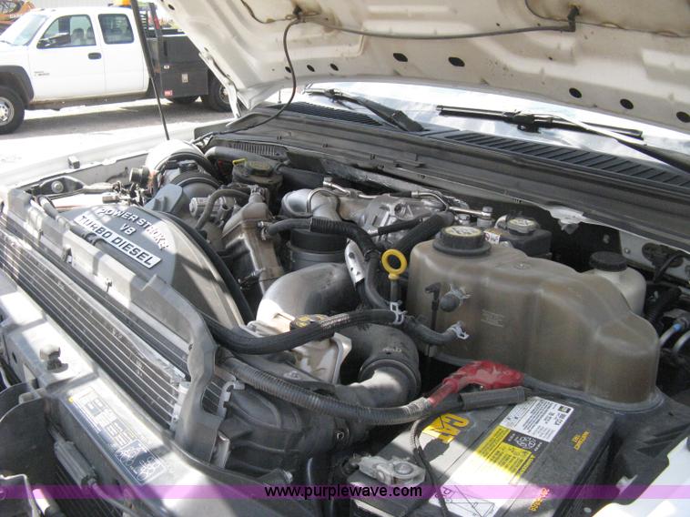 image for item B8119 2008 Ford F550 Super Duty flatbed pickup truck