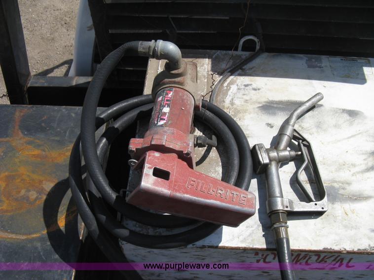 image for item B8123 2007 Chevrolet Silverado C3500 Extended Cab flatbed truck