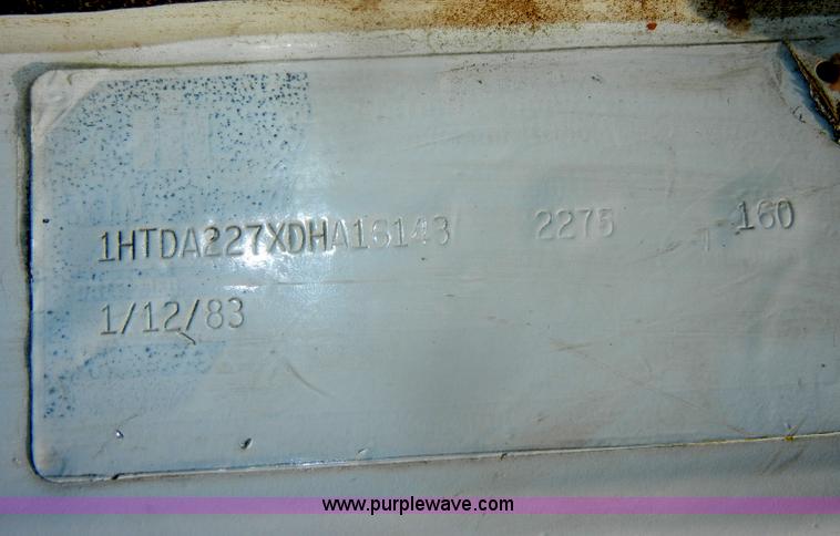 image for item D4461 1983 International S Series dump truck