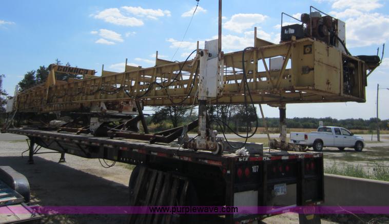 image for item D5613 Gomaco C450 bridge deck finisher