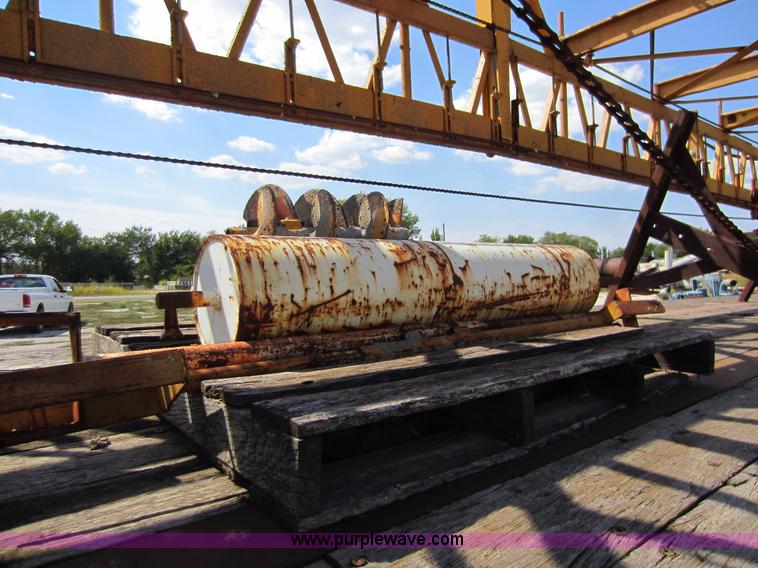 image for item D5613 Gomaco C450 bridge deck finisher