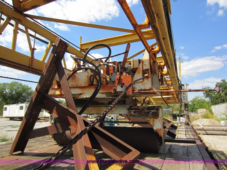 image for item D5613 Gomaco C450 bridge deck finisher