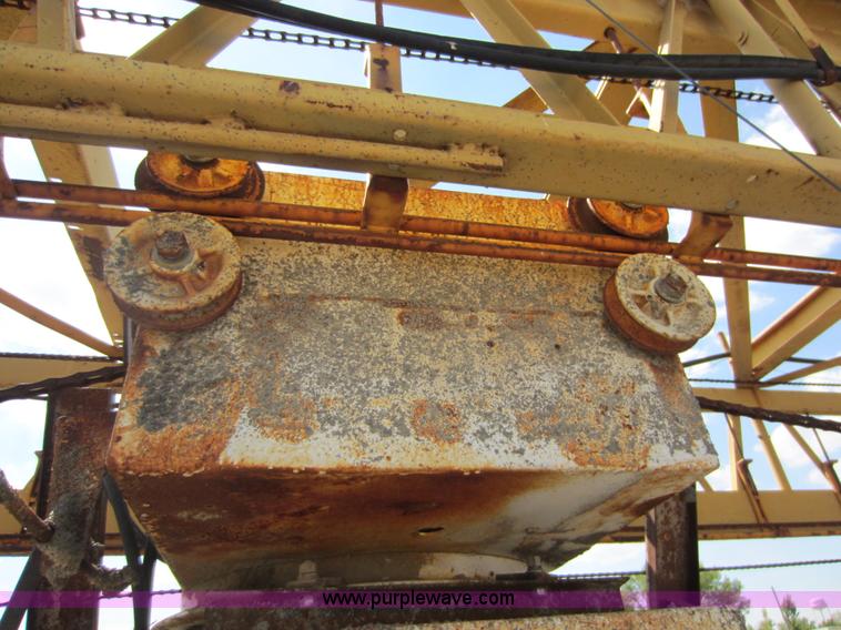 image for item D5613 Gomaco C450 bridge deck finisher