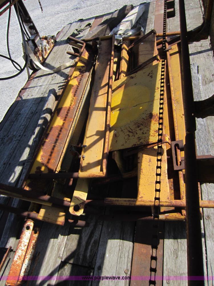 image for item D5613 Gomaco C450 bridge deck finisher