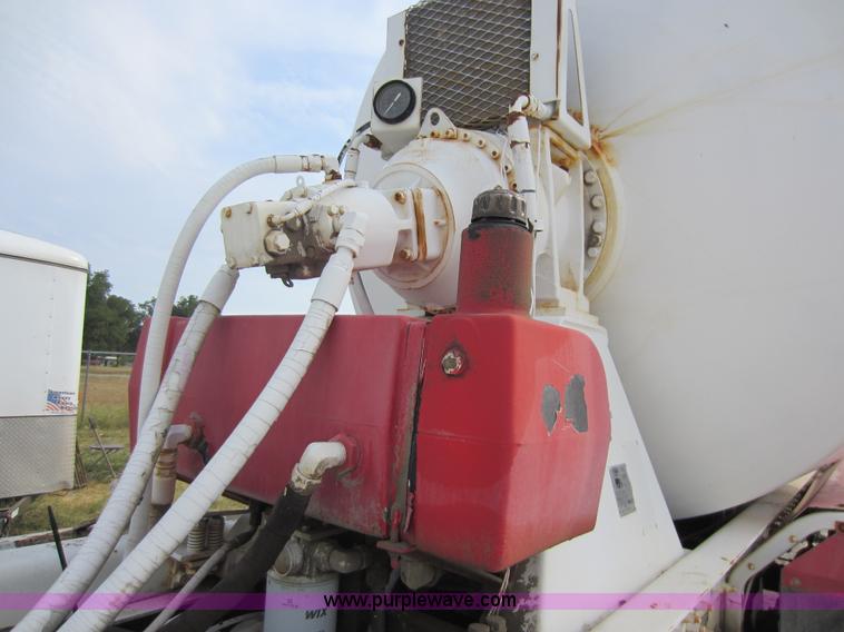 image for item D5618 1997 Mack RD690S mixer truck