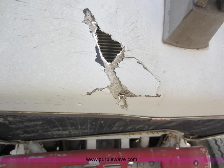 image for item D5618 1997 Mack RD690S mixer truck