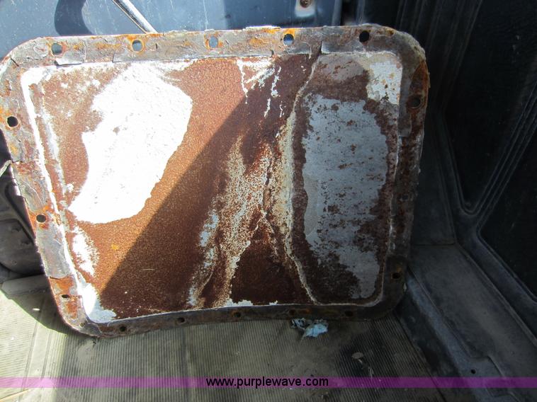 image for item D5618 1997 Mack RD690S mixer truck