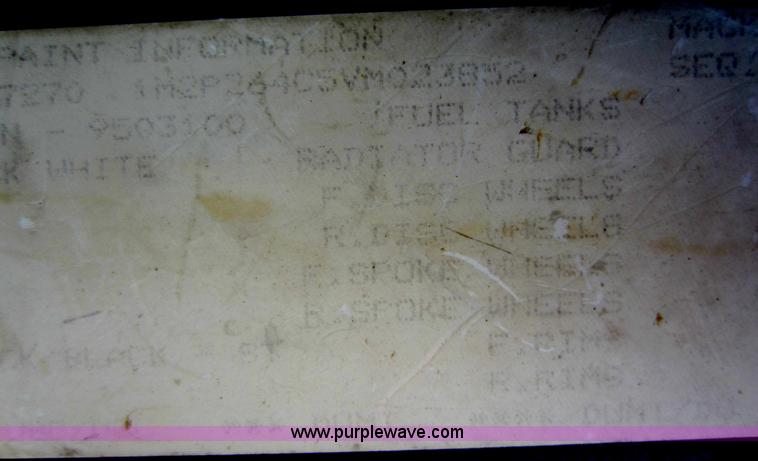 image for item D5618 1997 Mack RD690S mixer truck