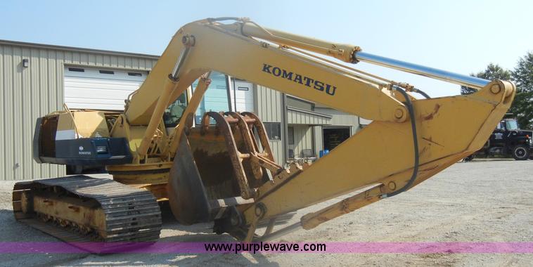 image for item D5625 Komatsu PC220LC-5L excavator