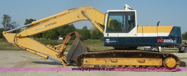 image for item D5625 Komatsu PC220LC-5L excavator