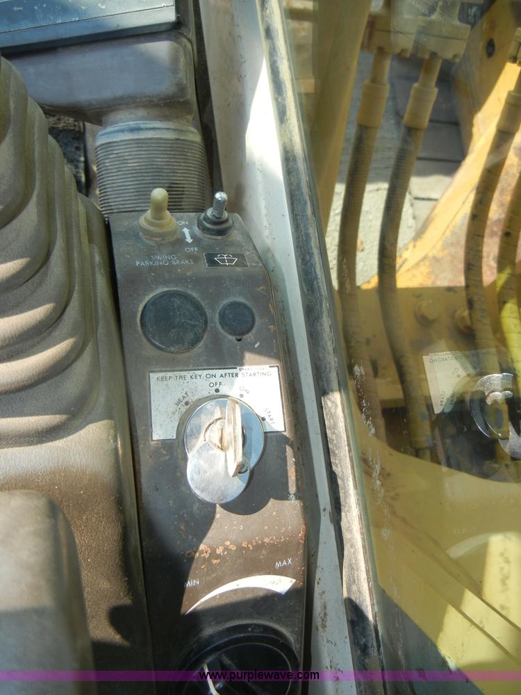 image for item D5625 Komatsu PC220LC-5L excavator