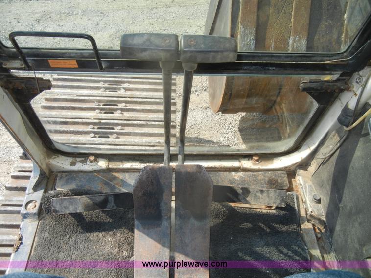 image for item D5625 Komatsu PC220LC-5L excavator