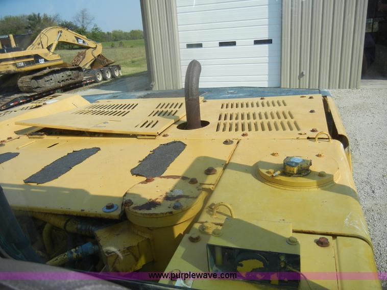 image for item D5625 Komatsu PC220LC-5L excavator