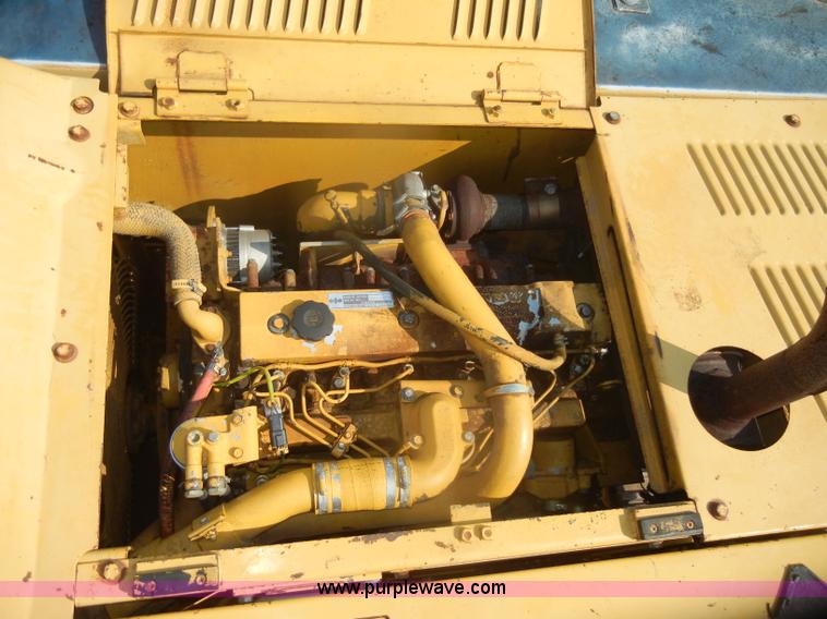 image for item D5625 Komatsu PC220LC-5L excavator