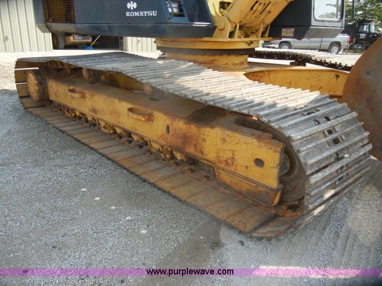 image for item D5625 Komatsu PC220LC-5L excavator