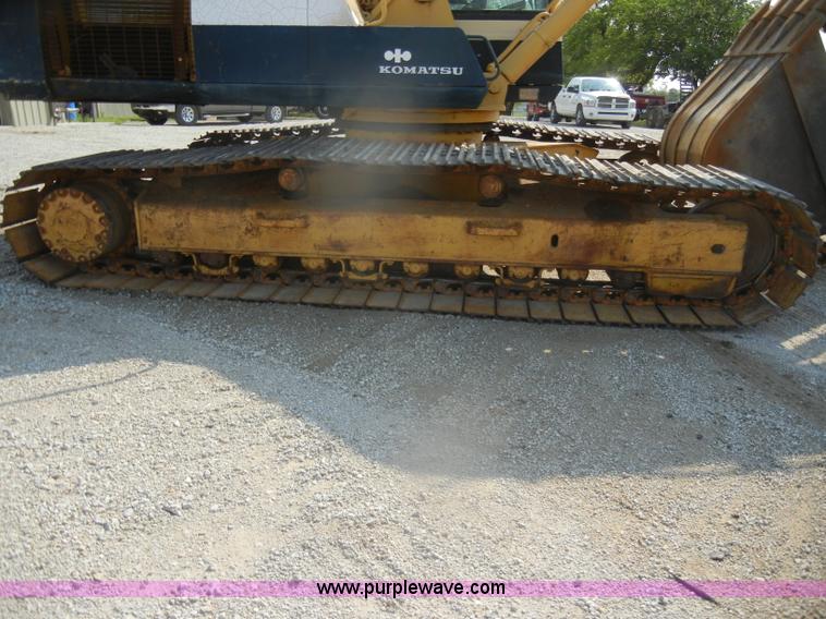image for item D5625 Komatsu PC220LC-5L excavator