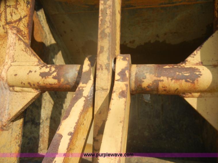 image for item D5625 Komatsu PC220LC-5L excavator