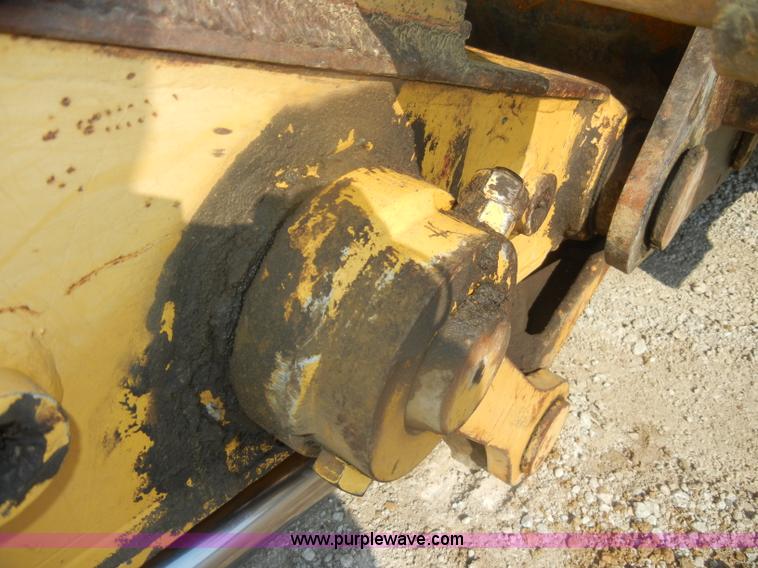 image for item D5625 Komatsu PC220LC-5L excavator