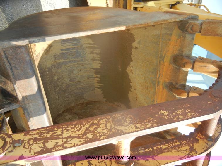 image for item D5625 Komatsu PC220LC-5L excavator