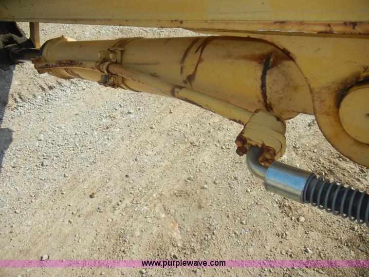 image for item D5625 Komatsu PC220LC-5L excavator