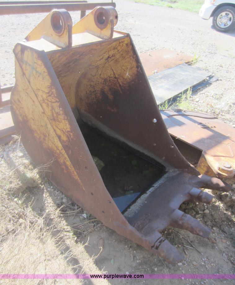 image for item D5625 Komatsu PC220LC-5L excavator