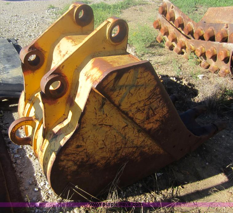 image for item D5625 Komatsu PC220LC-5L excavator