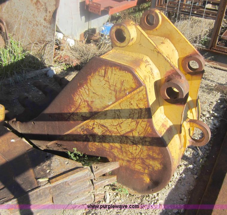 image for item D5625 Komatsu PC220LC-5L excavator