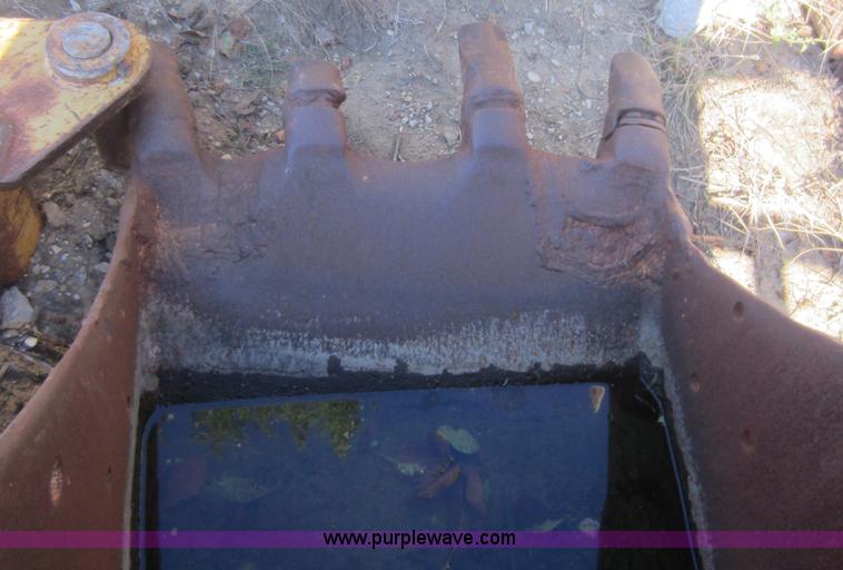 image for item D5625 Komatsu PC220LC-5L excavator