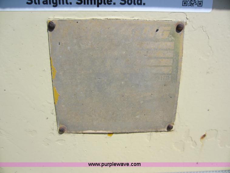 image for item D5645 1976 Load King 25 ton equipment trailer