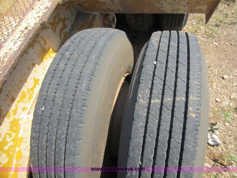 image for item D5645 1976 Load King 25 ton equipment trailer