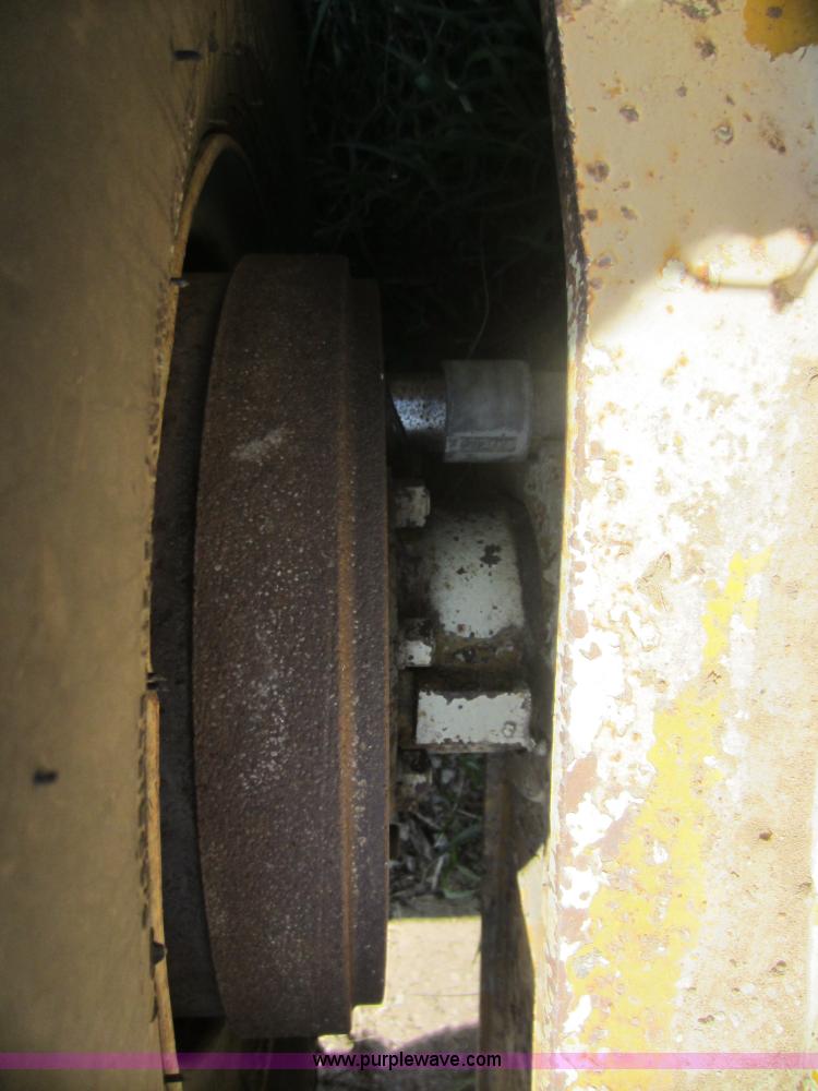 image for item D5645 1976 Load King 25 ton equipment trailer