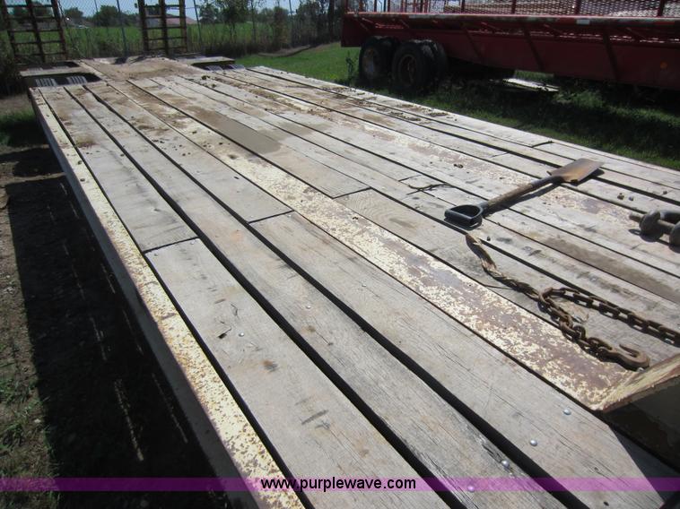 image for item D5645 1976 Load King 25 ton equipment trailer