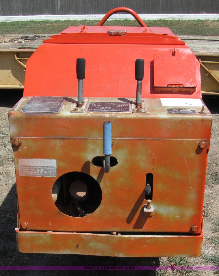 image for item E2019 Multiquip sheeps foot trench compactor