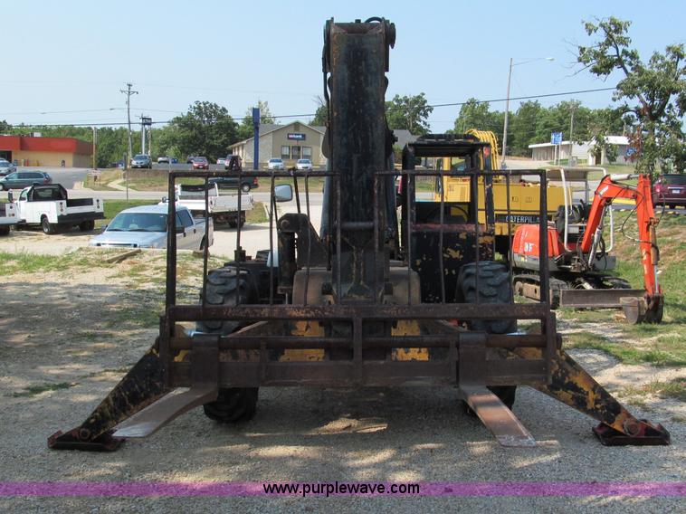 image for item E2079 Pettibone 1048 telehandler