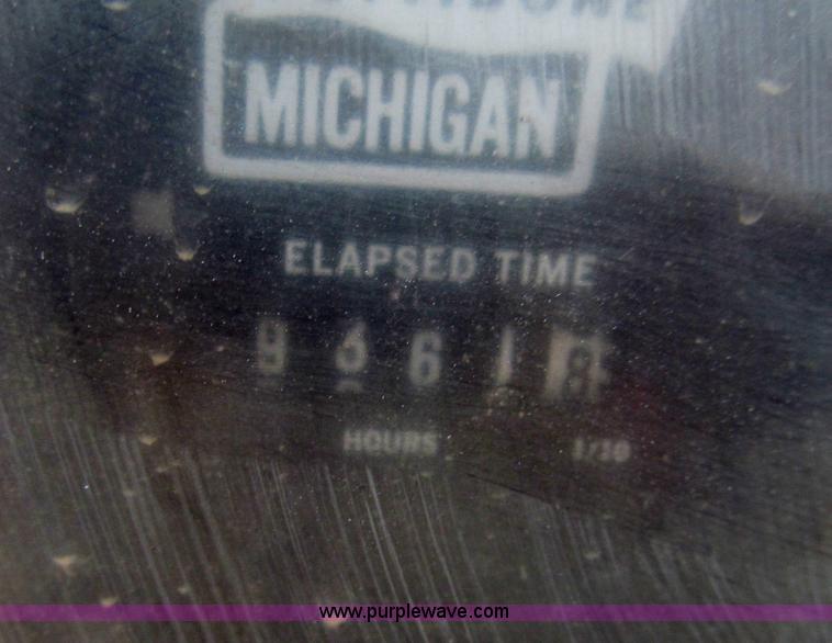 image for item E2079 Pettibone 1048 telehandler