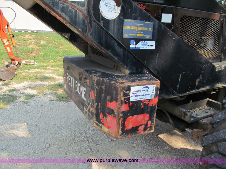 image for item E2079 Pettibone 1048 telehandler