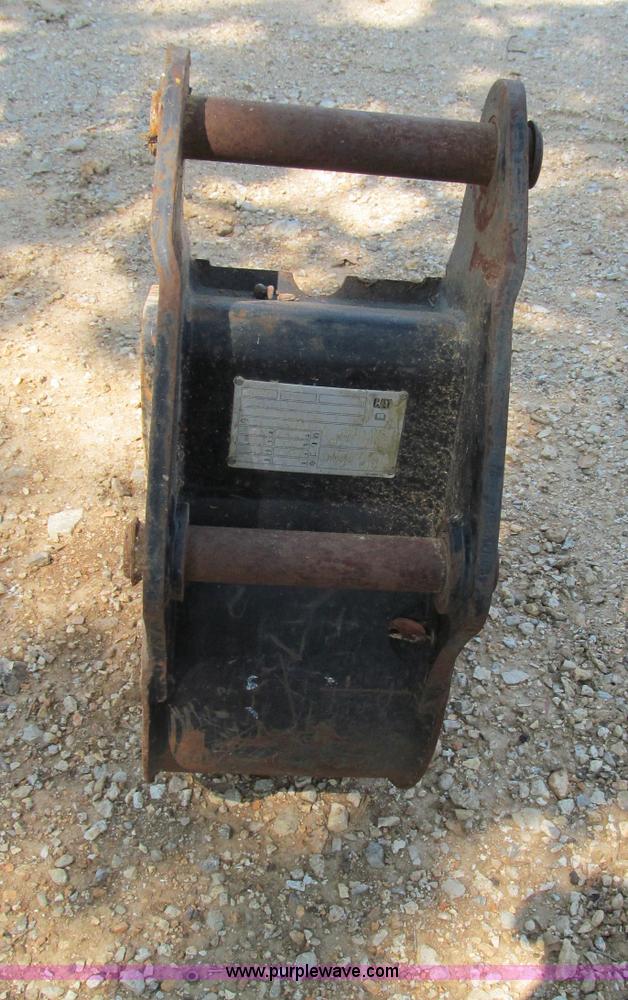 image for item E2081 Caterpillar 420D backhoe bucket