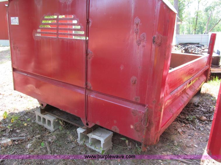 image for item E2086 11'L x 8'W dump bed with hoist