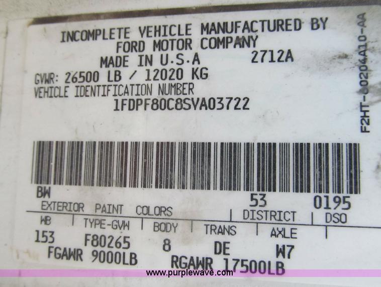 image for item E2088 1995 Ford F800 truck cab and chassis