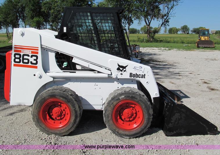 image for item E2121 1998 Bobcat 863 Turbo skid steer