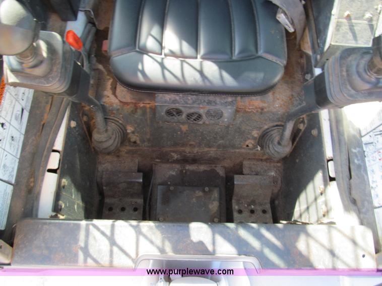 image for item E2121 1998 Bobcat 863 Turbo skid steer