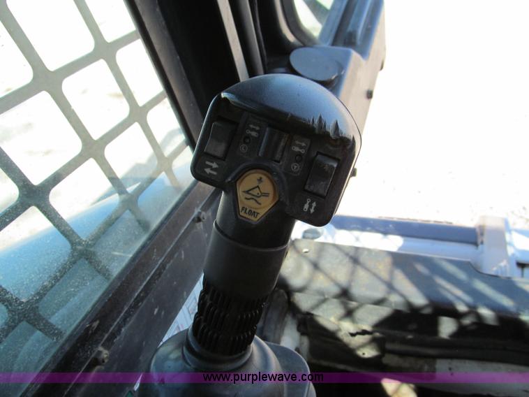 image for item E2121 1998 Bobcat 863 Turbo skid steer