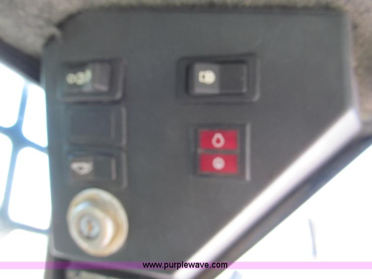 image for item E2121 1998 Bobcat 863 Turbo skid steer