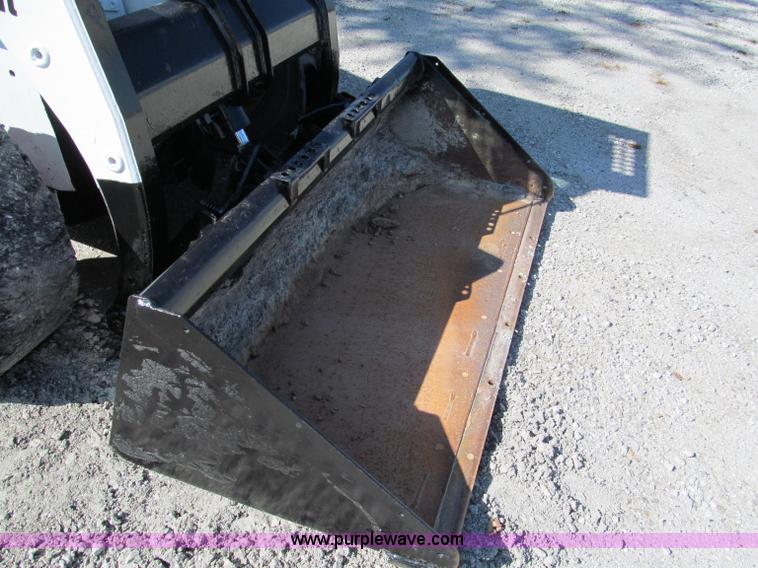 image for item E2121 1998 Bobcat 863 Turbo skid steer